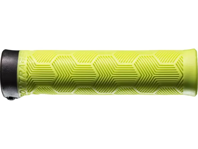 XRTrailCompRecycledPlastic_33100_C_Primary